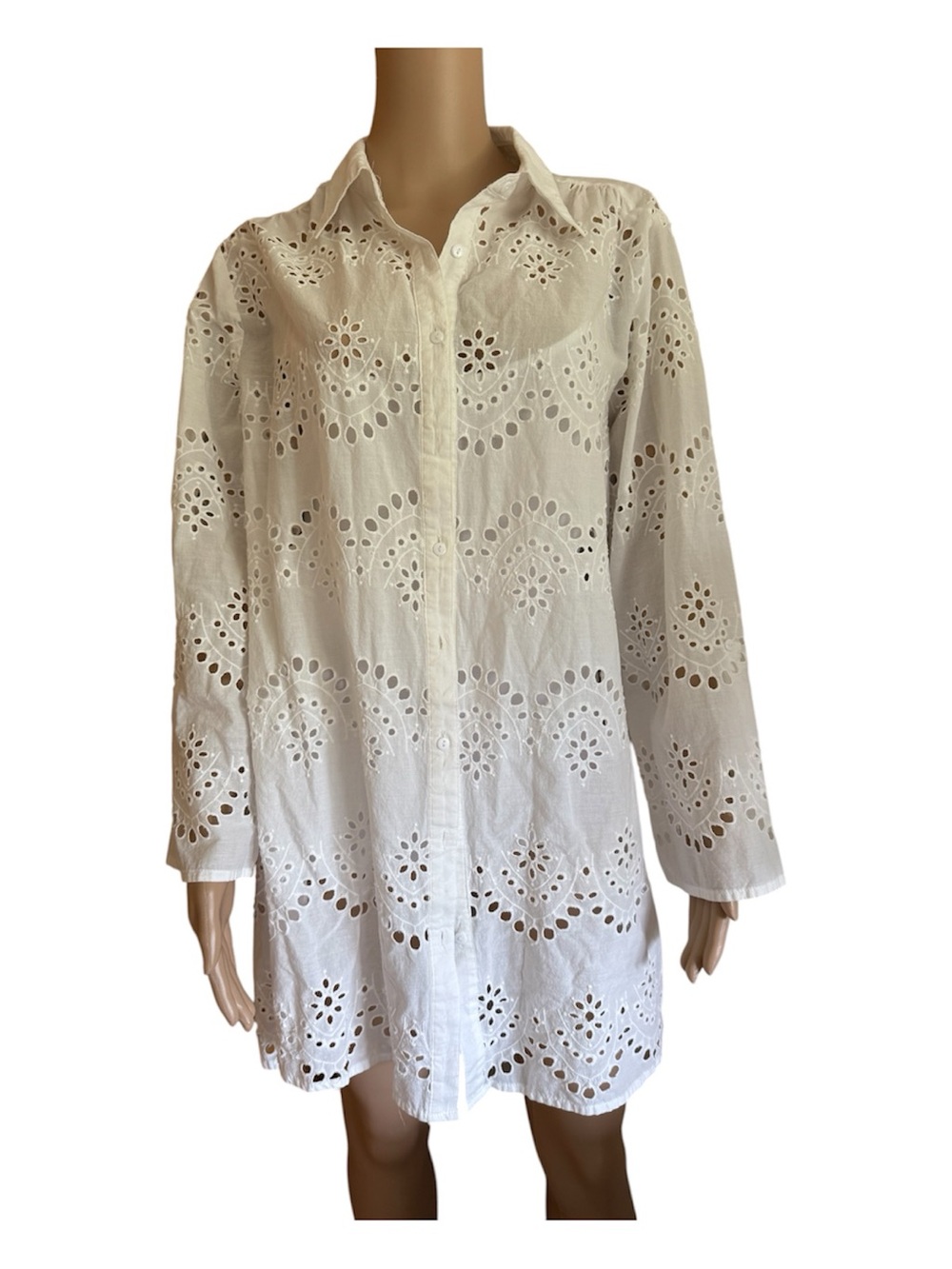Adiva White Eyelet Cotton Button-Down Tunic Swimsuit Cover Up